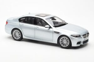 BMW M5 F10 Silverstone Silber Paragon 1:18 80432186353 Druckguss — Bild 6 von 8