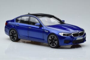 BMW M5 F90 Marina Bay Blau Norev 1:18 80432454783 Druckguss — Bild 5 von 7