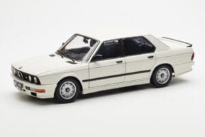 BMW M535i E28 Alpine Weiß AUTOart 1:18 75161 Druckguss