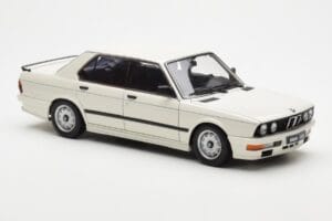 BMW M535i E28 Alpine Weiß AUTOart 1:18 75161 Druckguss — Bild 6 von 10