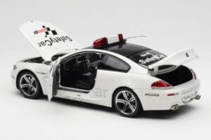 BMW M6 E63 MotoGP Safety Car 2006 Kyosho 1:18 08707GPB Druckguss — Bild 5 von 8