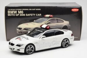 BMW M6 E63 MotoGP Safety Car 2006 Kyosho 1:18 08707GPB Druckguss — Bild 8 von 8
