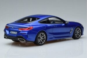 BMW M850i G15 Blau Metallic Norev 1:18 183286 Druckguss — Bild 3 von 7