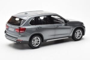 BMW X5 F15 Space Grau Paragon 1:18 80432318988 Druckguss — Bild 3 von 8