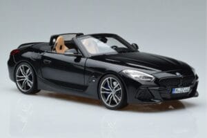 BMW Z4 G29 Schwarz Metallic Norev 1:18 183272 Druckguss — Bild 5 von 7