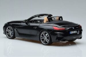 BMW Z4 G29 Schwarz Metallic Norev 1:18 183272 Druckguss — Bild 6 von 7