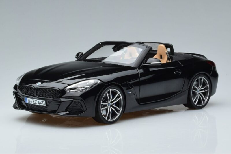 BMW Z4 G29 Schwarz Metallic Norev 1:18 183272 Druckguss