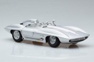 Chevrolet Corvette C1 Stingray Concept AUTOart 1:18 71000 Druckguss — Bild 6 von 8