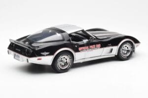 Chevrolet Corvette C3 Pace Car Indianapolis 500 1978 UT Models 1:18 21070 Druckguss — Bild 2 von 6