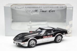 Chevrolet Corvette C3 Pace Car Indianapolis 500 1978 UT Models 1:18 21070 Druckguss — Bild 6 von 6
