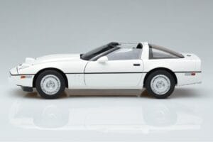 Chevrolet Corvette C4 Weiß AUTOart 1:18 71243 Druckguss — Bild 4 von 8