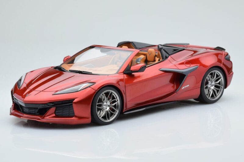 Chevrolet Corvette C8 Z06 Cabriolet Rot Mist GT Spirit 1:18 GT402 Resin