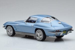 Chevrolet Corvette C2 Sting Ray Blau Norev 1:18 189050 Druckguss — Bild 5 von 6