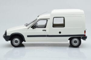 Citroen C15 D Weiß Otto 1:18 OT956 Resin — Bild 3 von 6