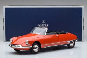 Citroen DS19 Cabriolet Norev 1:18 181599 Druckguss — Bild 7 von 7