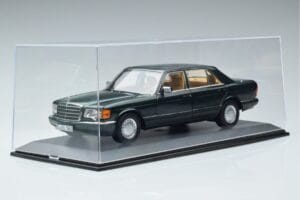 Vitrine MCG 1:18 MCG99115 Druckguss — Bild 3 von 11