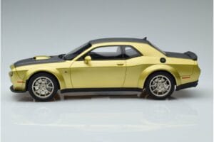 Dodge Challenger R/T Scat Pack Widebody 50. Jubiläum GT Spirit 1:18 GT411 Resin — Bild 3 von 6