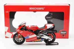 Ducati Desmosedici MotoGP Prova 2002 Minichamps 1:12 122020099 Druckguss — Bild 4 von 4