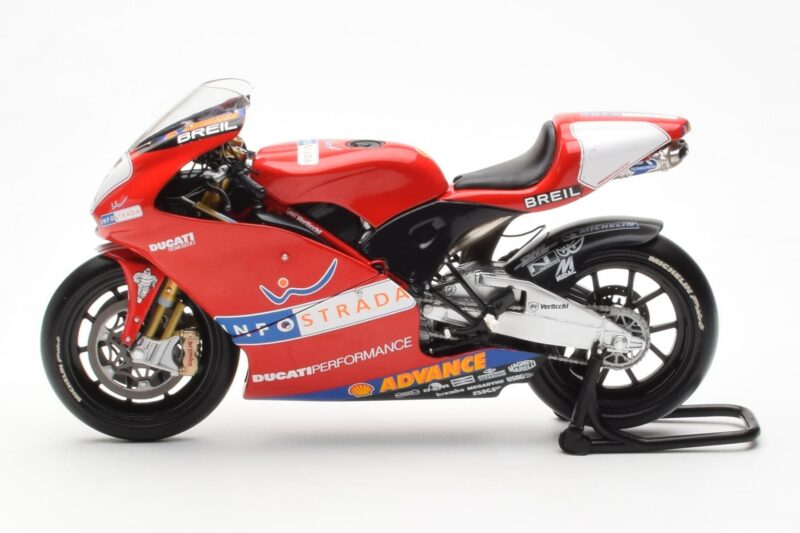 Ducati Desmosedici MotoGP Prova 2002 Minichamps 1:12 122020099 Druckguss