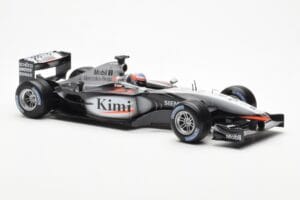 McLaren MP4/17D #6 K. Raikkonen F1 2003 Hot Wheels 1:18 B1650 Druckguss — Bild 6 von 6