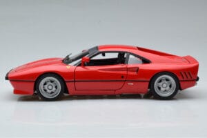 Ferrari 288 GTO Rot Hot Wheels 1:18 J8248-0510 Druckguss — Bild 4 von 10