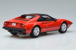 Ferrari 308 GTS Magnum P.I. Norev 1:18 187930 Druckguss — Bild 2 von 6