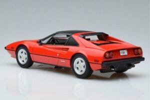 Ferrari 308 GTS Magnum P.I. Norev 1:18 187930 Druckguss — Bild 5 von 6
