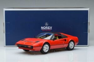 Ferrari 308 GTS Magnum P.I. Norev 1:18 187930 Druckguss — Bild 6 von 6