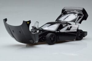 Ferrari F40 Lightweight Schwarz Kyosho 1:18 08412BK Druckguss — Bild 9 von 12