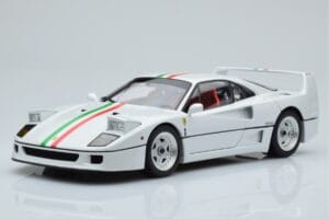 Ferrari F40 Perlweiß Italy Kyosho 1:18 08416PWT-G Druckguss