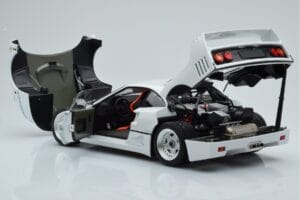 Ferrari F40 Perlweiß Kyosho 1:18 08416PW-G Druckguss — Bild 5 von 8