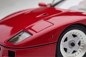 Ferrari F40 Rot Metallic Asia Exclusive Kyosho 1:18 08416RM-G Druckguss — Bild 9 von 14