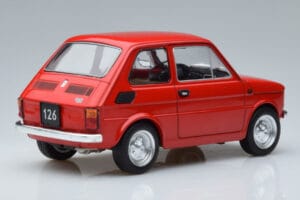 Fiat 126 Rot MCG 1:18 MCG18323 Druckguss — Bild 2 von 6