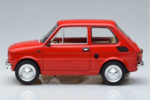 Fiat 126 Rot MCG 1:18 MCG18323 Druckguss — Bild 3 von 6