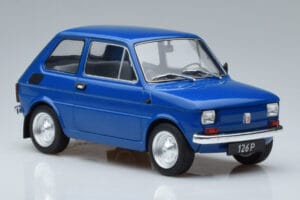 Fiat 126P Blau MCG 1:18 MCG18324 Druckguss — Bild 4 von 6