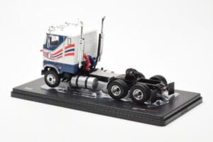 Ford CL 9000 Weiß Blau IXO 1:43 TR177 Druckguss — Bild 2 von 4