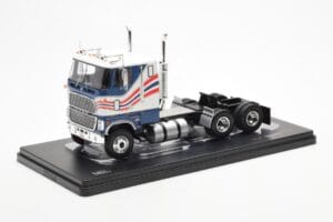 Ford CL 9000 Weiß Blau IXO 1:43 TR177 Druckguss — Bild 3 von 4