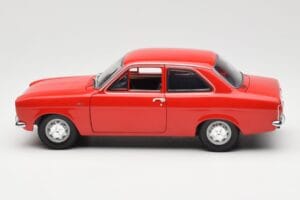 Ford Escort Mk1 RHD Rot Minichamps 1:18 150081070 Druckguss — Bild 4 von 8