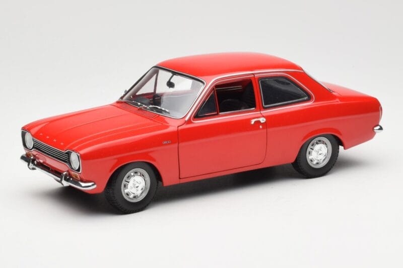 Ford Escort Mk1 RHD Rot Minichamps 1:18 150081070 Druckguss