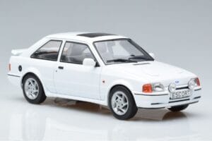 Ford Escort Mk4 RS Turbo S Weiß MCG 1:18 MCG18271 Druckguss — Bild 4 von 6