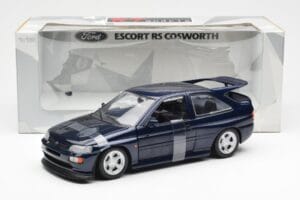 Ford Escort RS Cosworth Blau Metallic UT Models 1:18 180082101-R1 Druckguss — Bild 2 von 6
