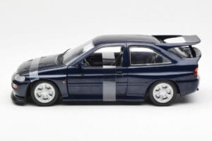 Ford Escort RS Cosworth Blau Metallic UT Models 1:18 180082101-R1 Druckguss — Bild 3 von 6