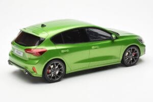Ford Focus Mk5 ST Phase 2 Mean Grün Otto 1:18 OT450 Resin — Bild 2 von 6