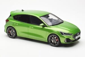 Ford Focus Mk5 ST Phase 2 Mean Grün Otto 1:18 OT450 Resin — Bild 4 von 6