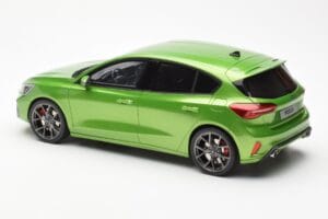 Ford Focus Mk5 ST Phase 2 Mean Grün Otto 1:18 OT450 Resin — Bild 5 von 6