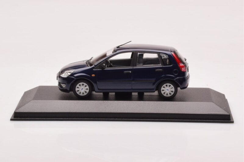 Ford Fusion Blau Minichamps 1:43 403082205 Druckguss
