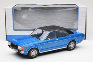 Ford Granada Mk1 Metallic Blau Matt Schwarz MCG 1:18 MCG18394 Druckguss — Bild 6 von 6