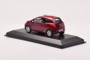 Ford Ka Mk2 Lila Minichamps 1:43 433088202 Druckguss — Bild 3 von 4