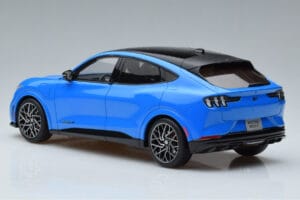 Ford Mustang Mach-E GT Performance Blau Otto 1:18 OT414 Resin — Bild 5 von 6