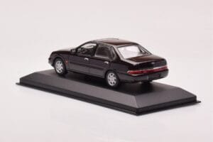 Ford Scorpio Schwarz Minichamps 1:43 430084001 Druckguss — Bild 3 von 4